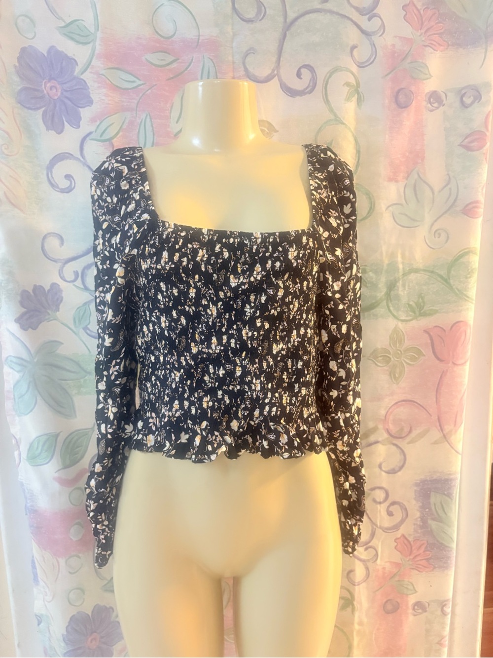 Forever 21 Black Floral Smocked Square-Neck Crop Top